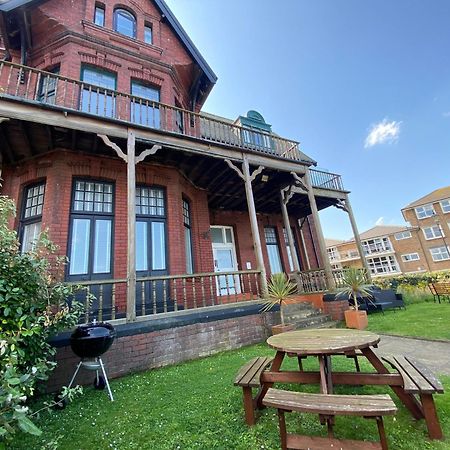Captain'S Deck Beach Balcony Perfectlysaltburn 外观 照片