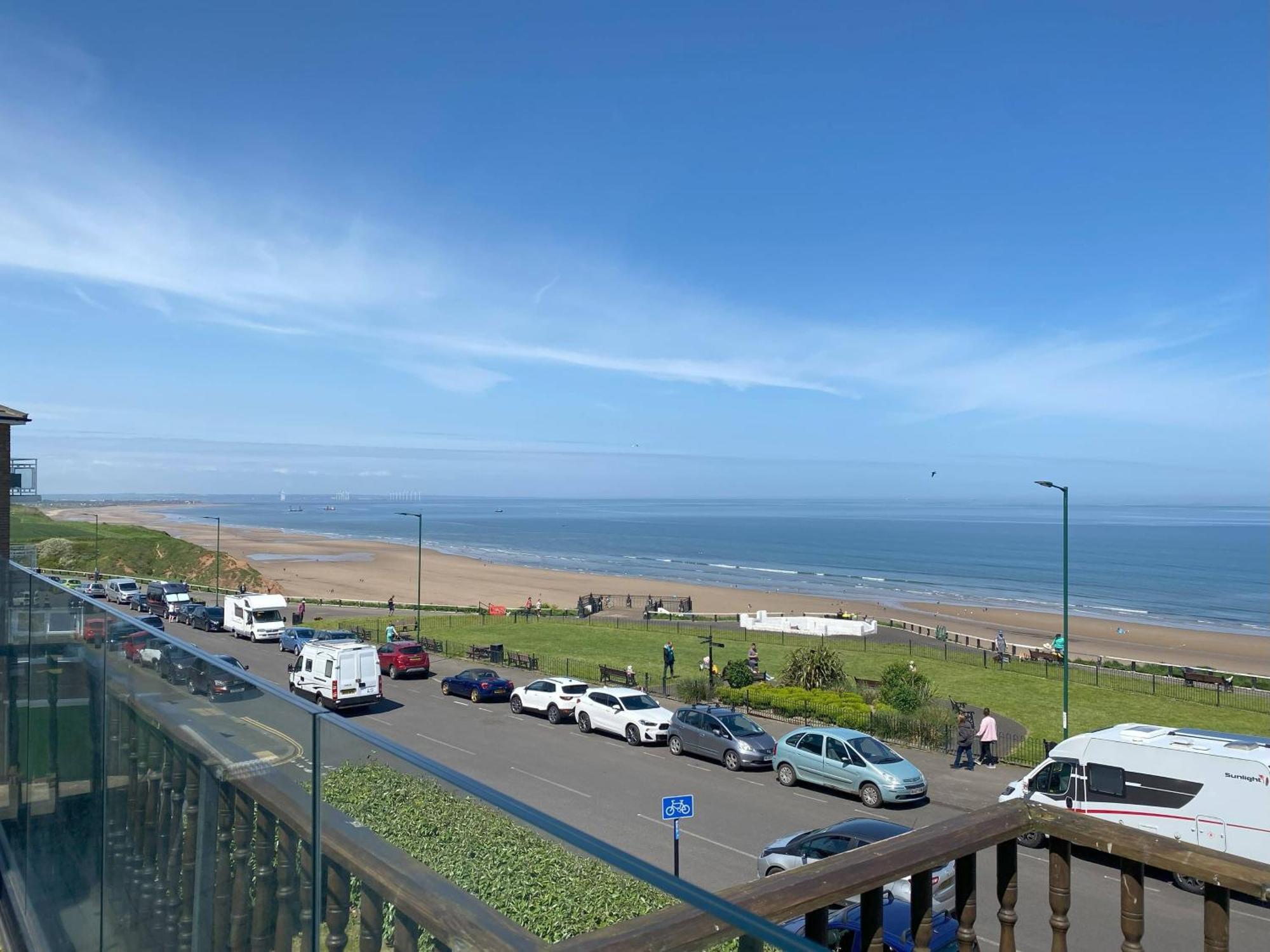 Captain'S Deck Beach Balcony Perfectlysaltburn 外观 照片